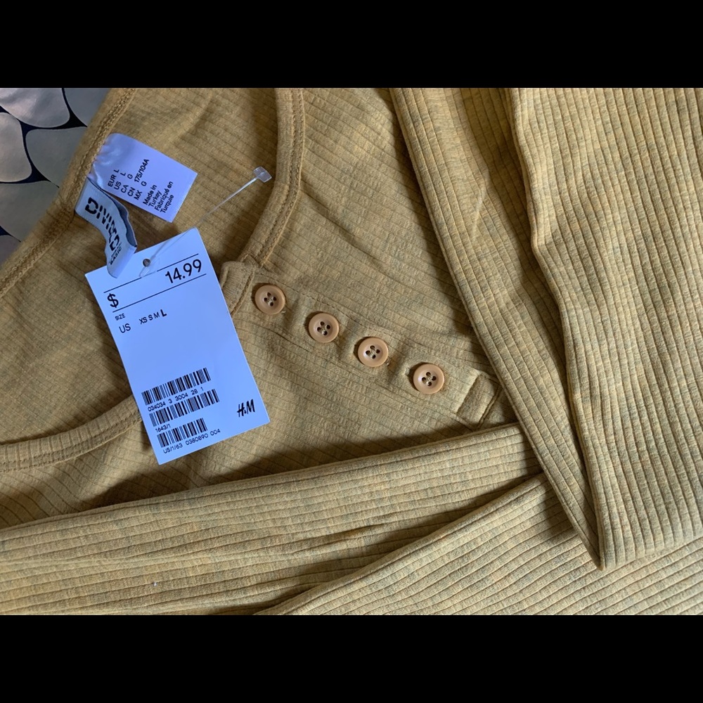 H&M top - Picture 3 of 4